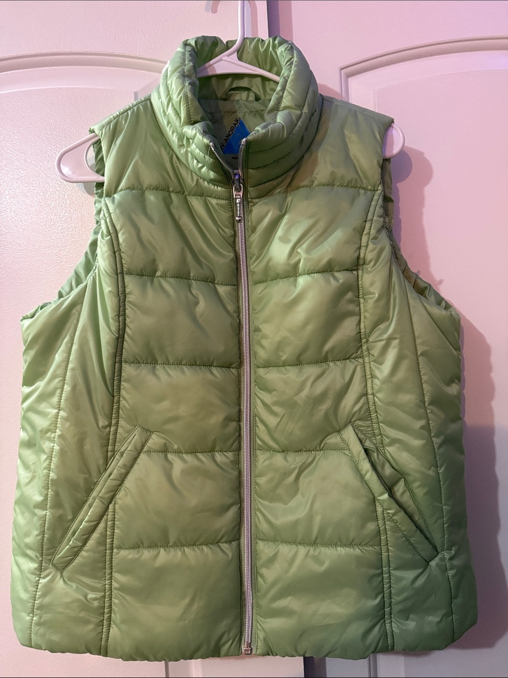 ANORAK Light Green Quilted Puffer Vest